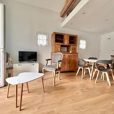 Romantique Petite Chaumiere Pres De Guerande Σπίτι διακοπών Saint-Lyphard